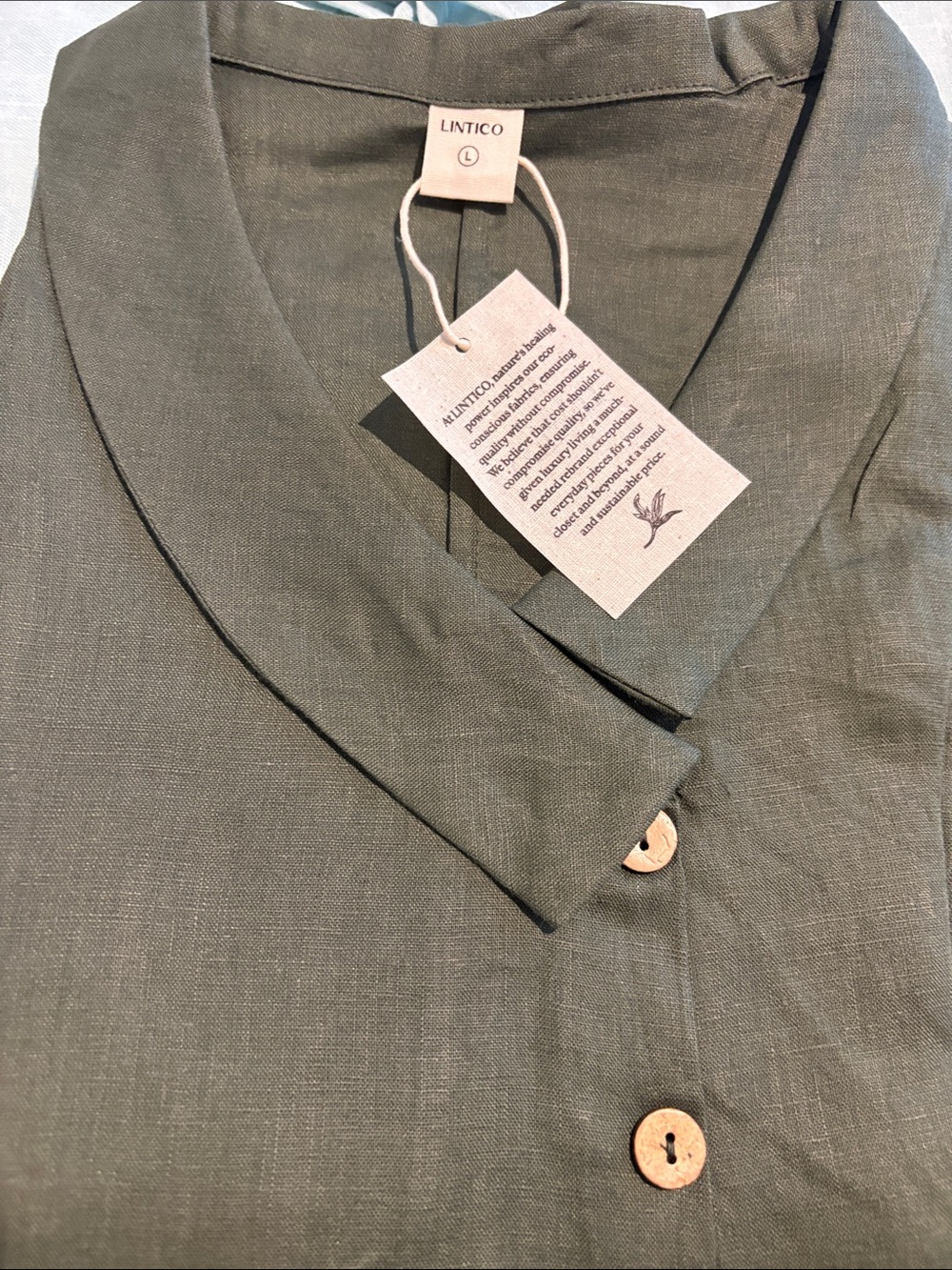 Lintico 100% asymmetric inverted pleat top Olive Green Linen Shirt 21 1/2 p2p